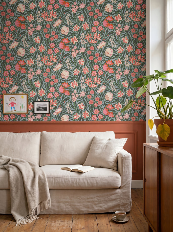 Frodas Primavera wallpaper decorating an interior wall