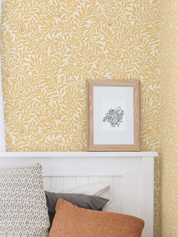 Norrviva wallpaper Serpentin Sunny Ochre